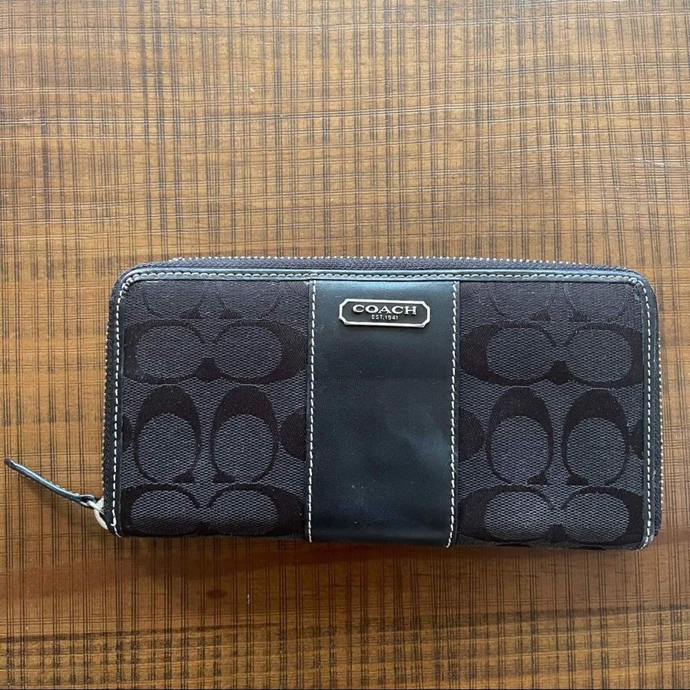 Coach Signature Canvas Accordion Zip Wallet